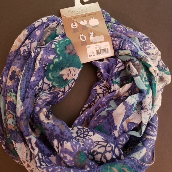 Loop scarf - Picture 2 of 4